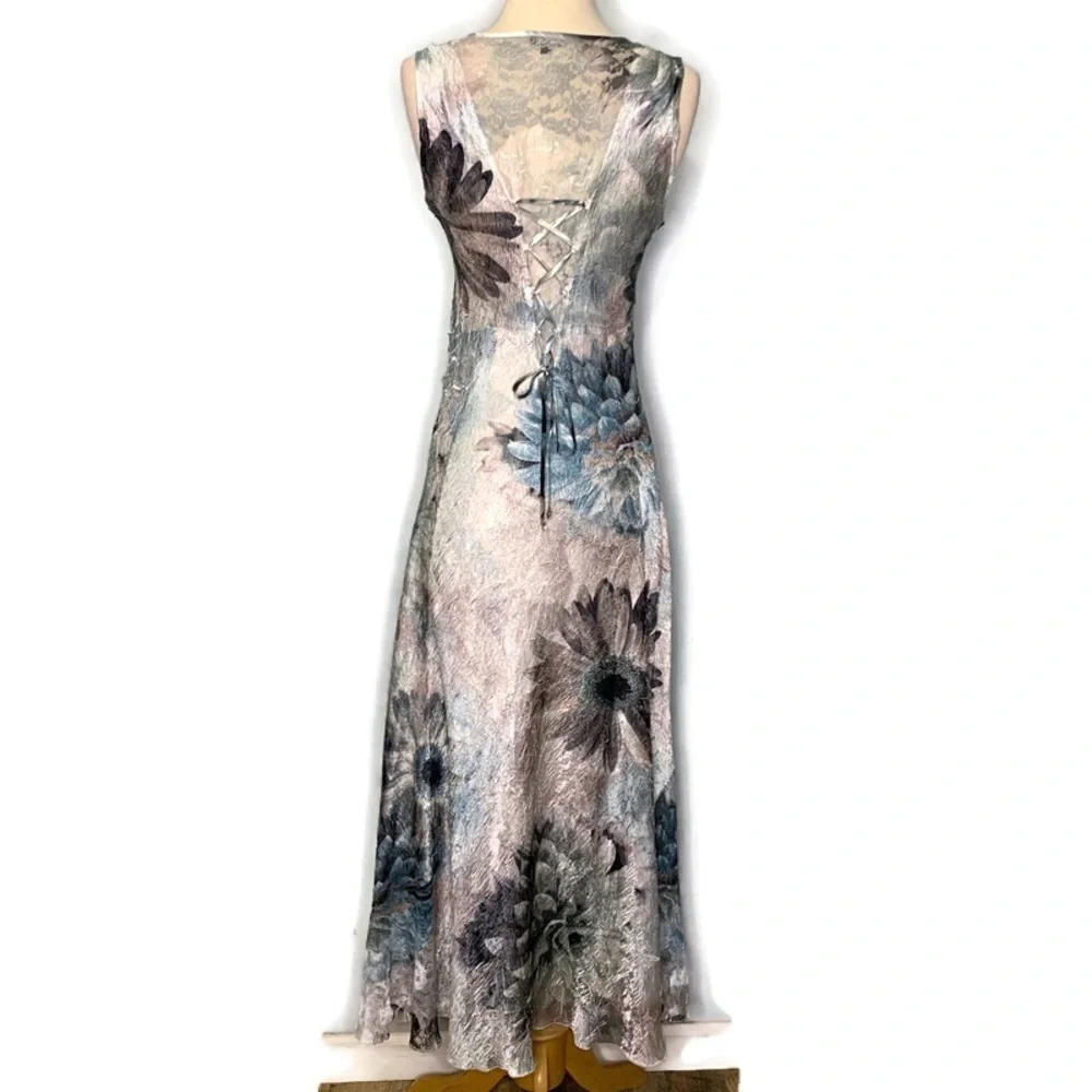 Komarov Charmeuse V-Neck Lace Up Back Crinkle Stretch Blue Floral Maxi Dress M - Picture 2 of 16